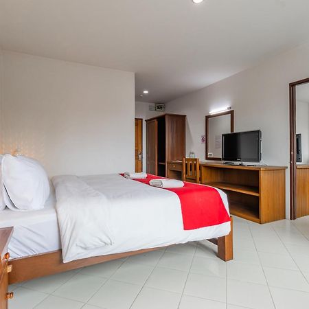 Budget Stars Hotel Чиангмай Екстериор снимка